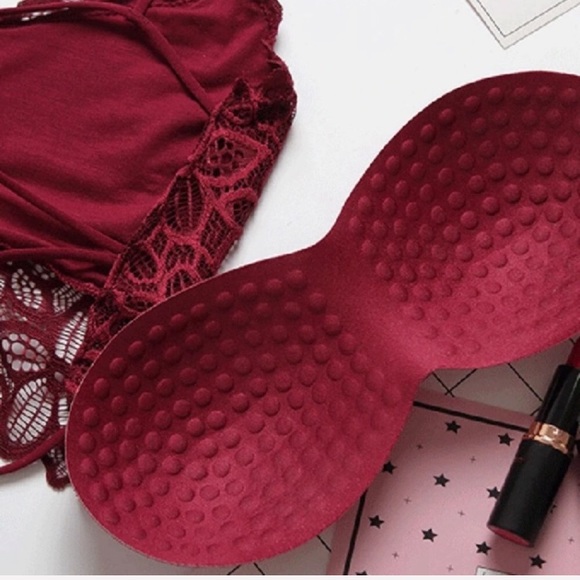 - Lakinni ❃ Red Lace Bralette - Picture 6 of 7